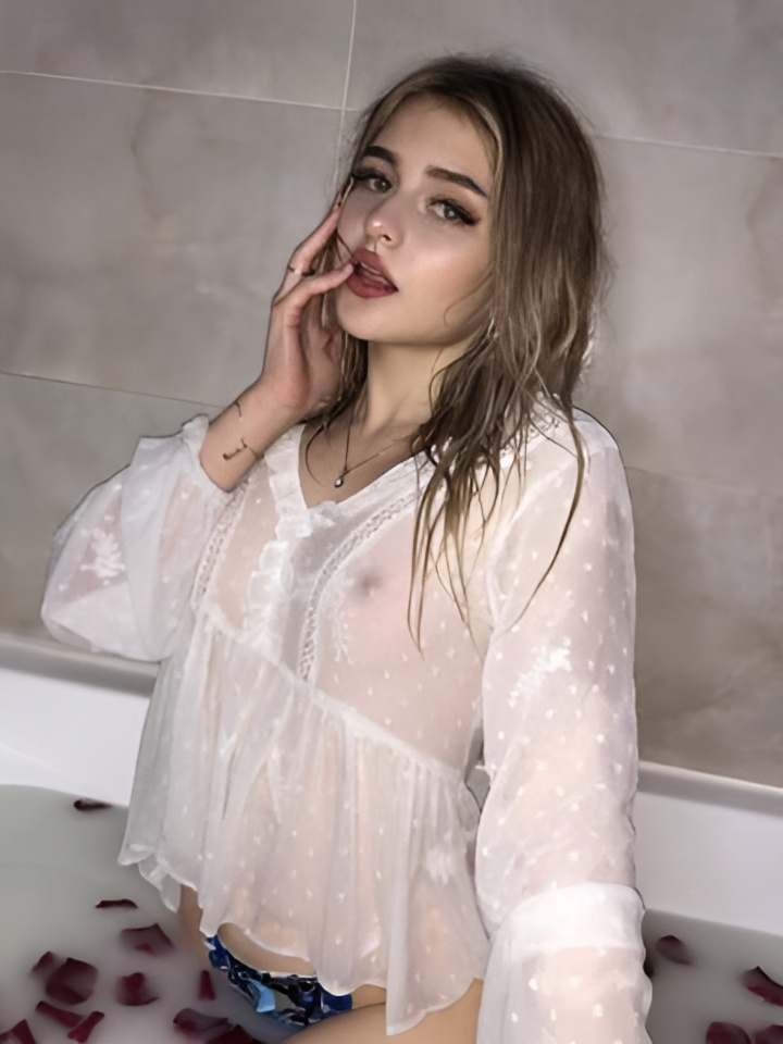 Индивидуалка Марселина, доступна для личного знакомства от 2000 руб