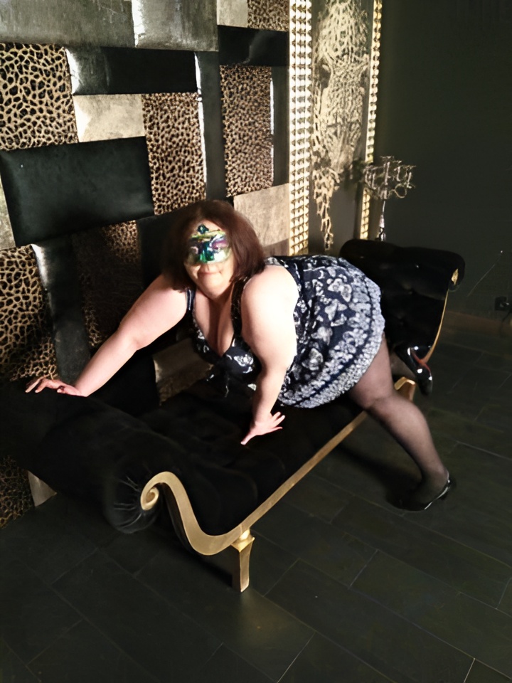 Индивидуалка Медея, доступна для личного знакомства от 10000 руб