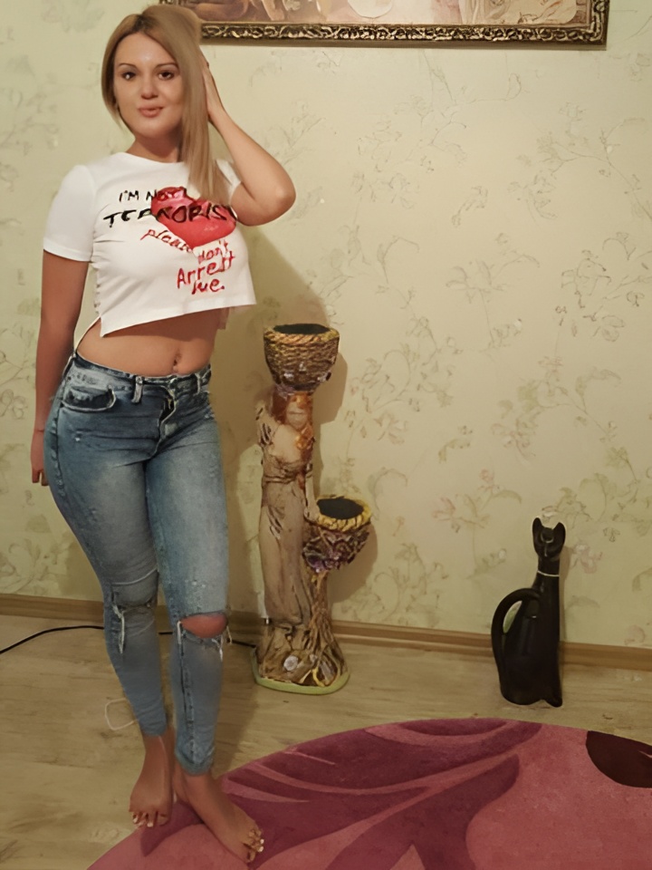 Юлия привлекальеная девушка из Павловского посада цена от 1500 руб