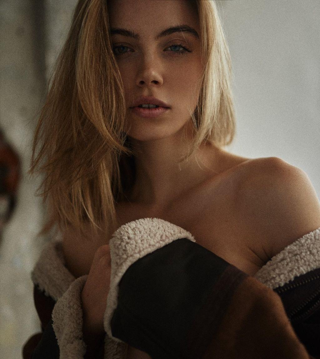 Надюха привлекальеная девушка из Павловского посада цена от 10000 руб