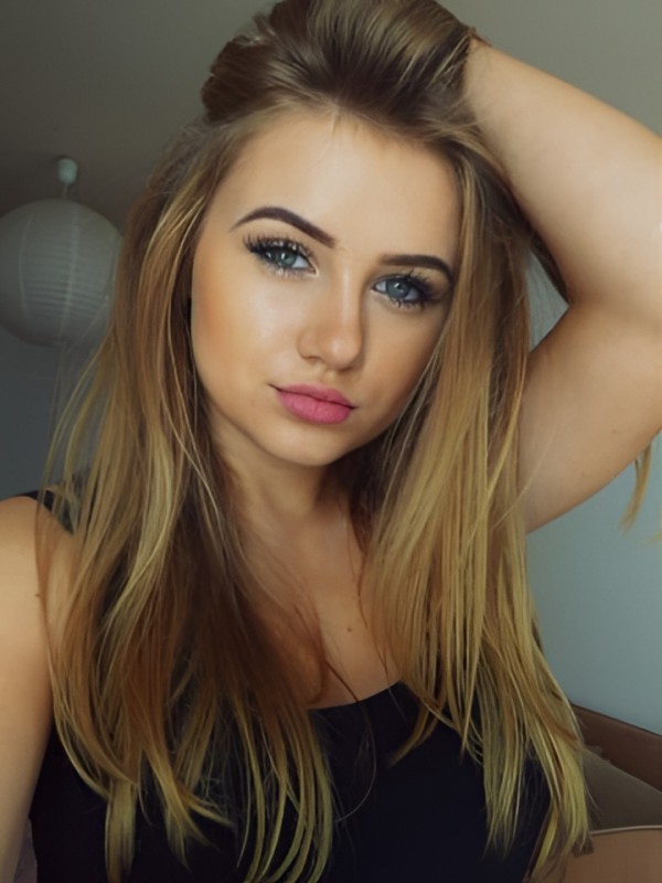 Рада привлекательная девушка из Павловского посада цена от 2500 руб