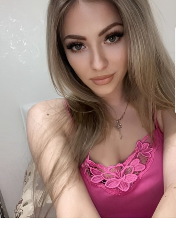 Рената привлекательная девушка из Павловского посада цена от 4000 руб