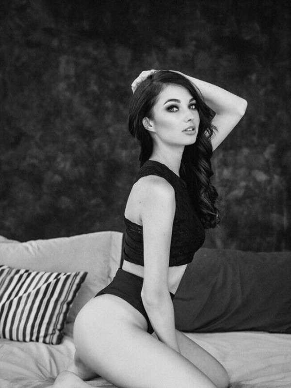 Тося привлекательная девушка из Павловского посада цена от 5000 руб